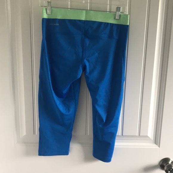 Reebok Speedwick Capri Training Pants New with tags M - Picture 4 of 4